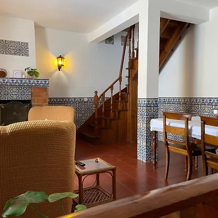 Σπίτι διακοπών Patio Da Muralha Όμπιδος